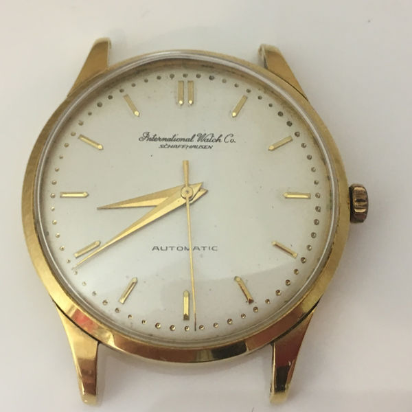 鴻巣でIWCの腕時計の買取ならスリーアローズ鴻巣店