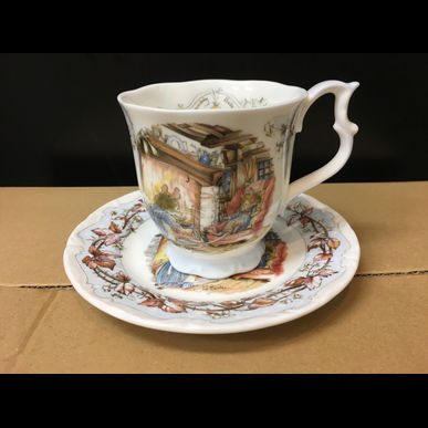 鴻巣でブランド食器の高価買取ならスリーアローズ鴻巣店