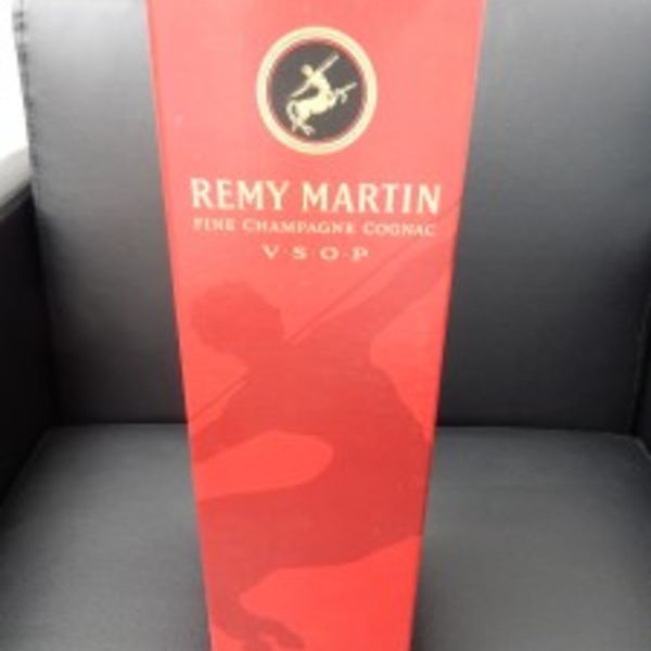 鴻巣市でお酒の高価買取ならスリーアローズ鴻巣店へ