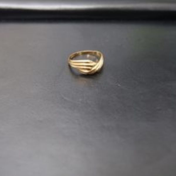 熊谷市の方も貴金属の無料査定・高価買取ならスリーアローズ鴻巣店へ