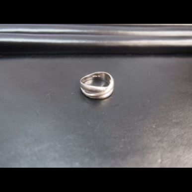 鴻巣市で貴金属・プラチナ製品の高価買取ならスリーアローズ鴻巣店へ