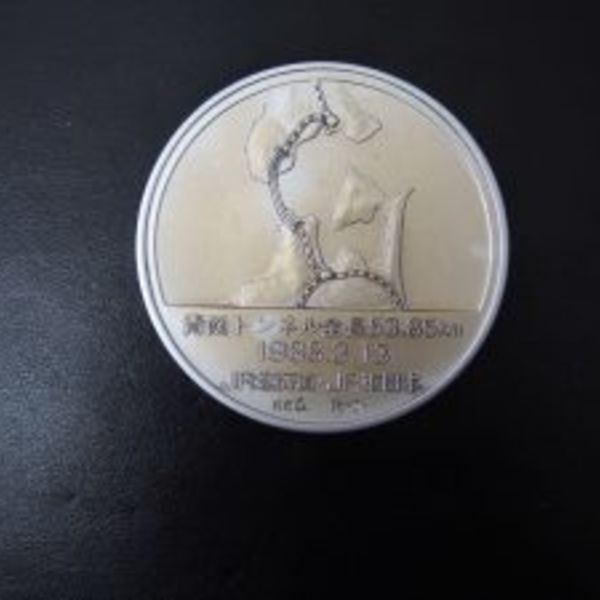 東松山市の方も銀製品の無料査定・高価買取ならスリーアローズ鴻巣店へ