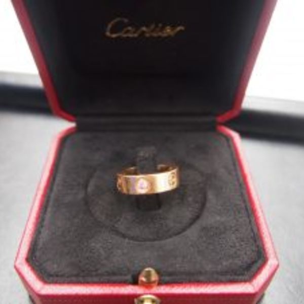 行田市の方もカルティエ製品の無料査定・高価買取ならスリーアローズ鴻巣店