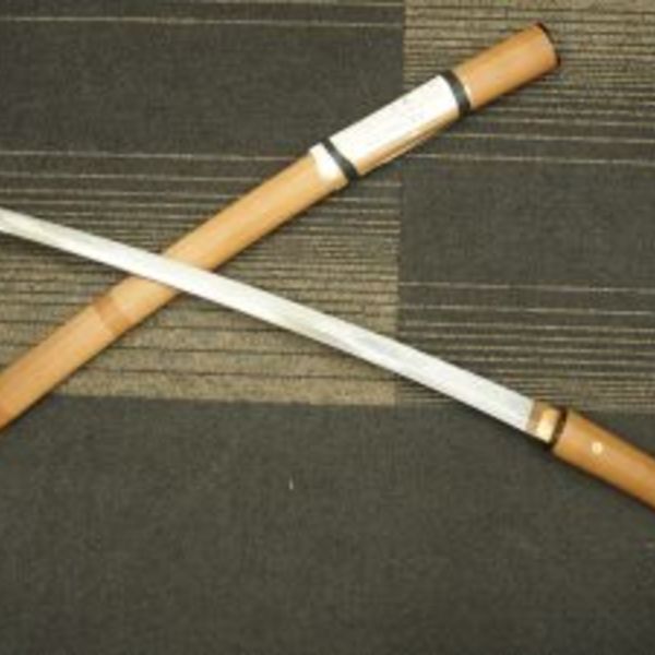 鴻巣市の方も刀剣類の無料査定・高価買取ならスリーアローズ鴻巣店へぜひ！