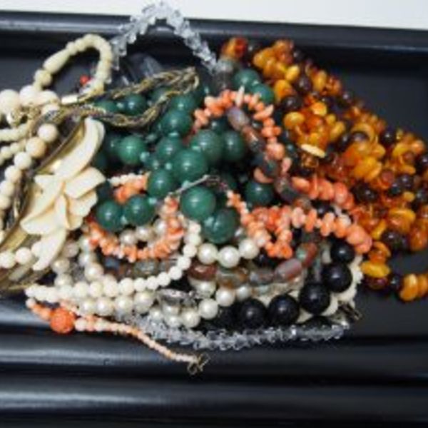 東松山市の方もアクセサリーの無料査定・高価買取ならスリーアローズ鴻巣店