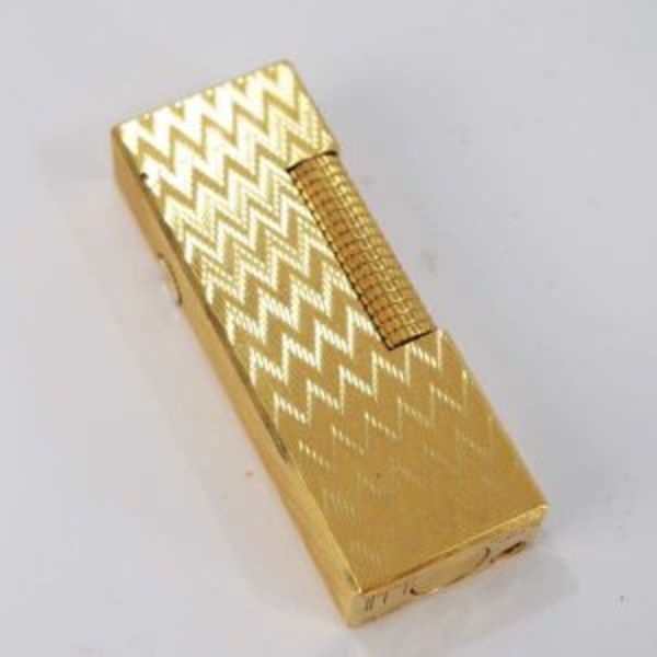 桶川市の方もブランド・ダンヒル製品の高価買取ならスリーアローズ鴻巣店へ