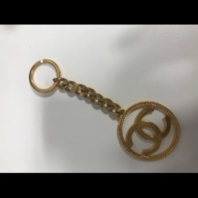 桶川市の方もブランド・シャネル製品の高価買取ならスリーアローズ鴻巣店へ