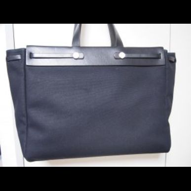 加須市の方もブランド・エルメス製品の高価買取ならスリーアローズ鴻巣店へ