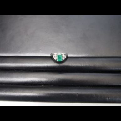 川島町の方も各種宝石・エメラルドの高価買取ならスリーアローズ鴻巣店へ