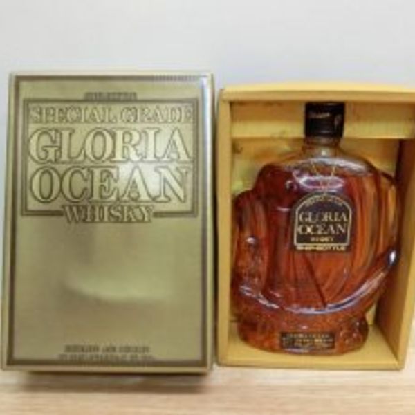 桶川市の方もウイスキー・グロリアの高価買取ならスリーアローズ鴻巣店へ