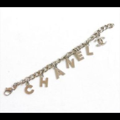 蓮田市の方もシャネルのアクセサリーの高価買取ならスリーアローズ鴻巣店へ