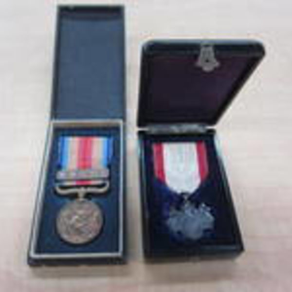 行田市の方も勲章の無料査定・高価買取ならスリーアローズ鴻巣店へ