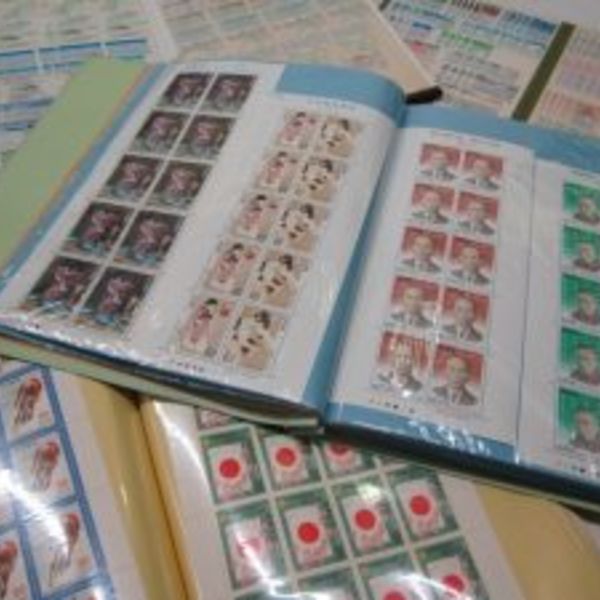 鴻巣市の方も切手の無料査定・高価買取ならスリーアローズ鴻巣店へ