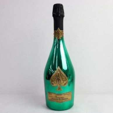 熊谷市の方もアルマンド・ブリニャックの高価買取ならスリーアローズ鴻巣店