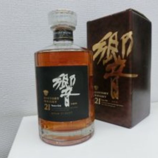 熊谷市の方も響21年・ウイスキーの高価買取ならスリーアローズ鴻巣店へ